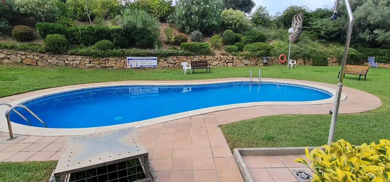 Precioso Apartamento Con Piscina Lloret de Mar 0*,  İspanya